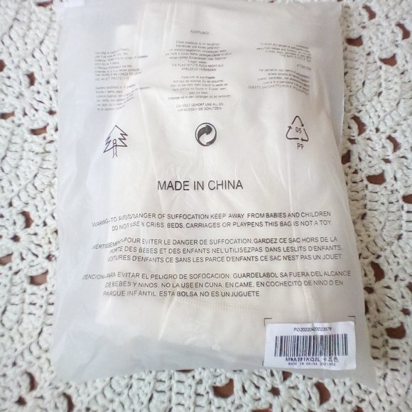 flex high rise leggings with pockets - Picture 5 of 6